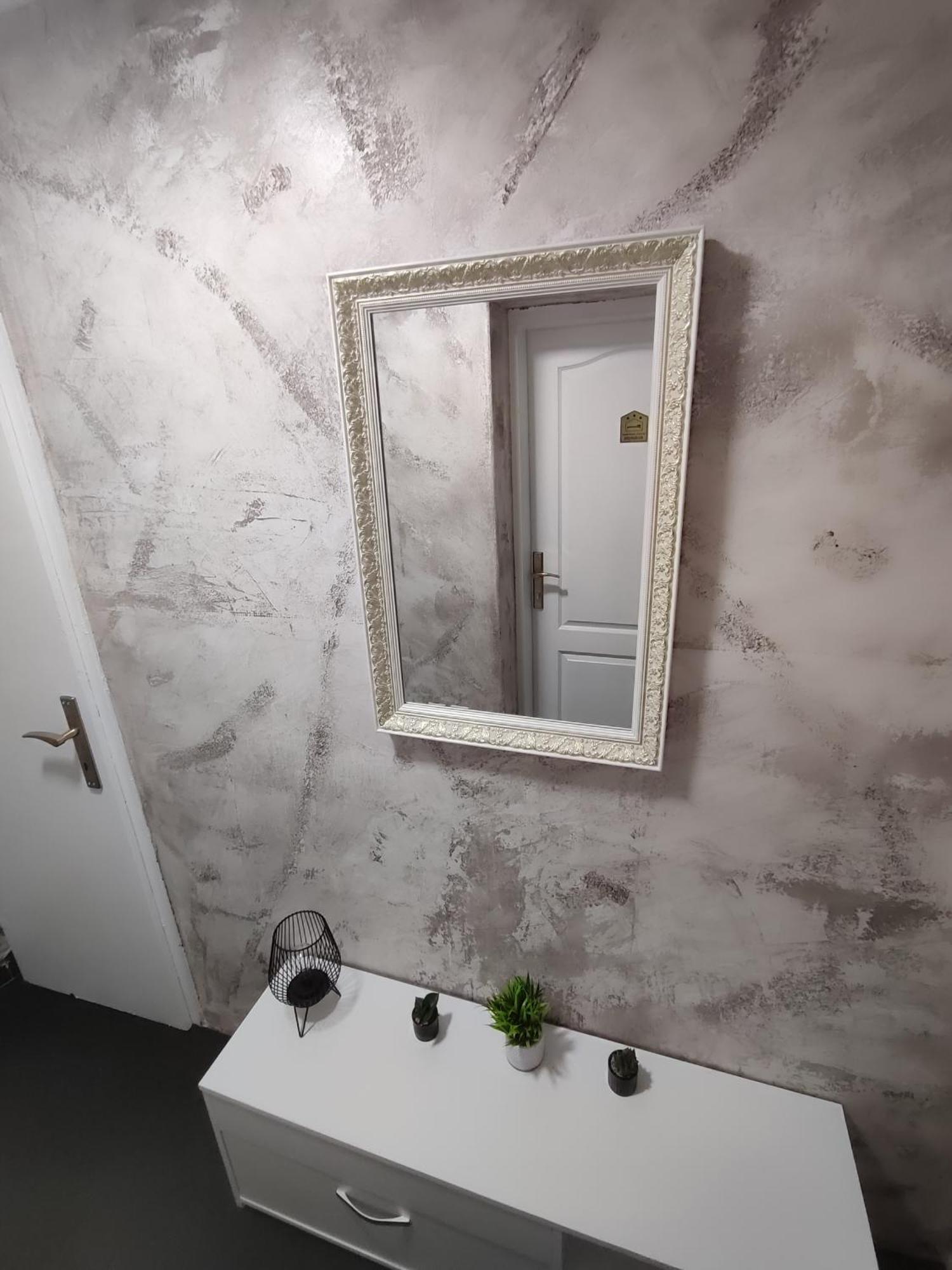 Studio Apartman Free Parking Rubikon Belgrado Buitenkant foto