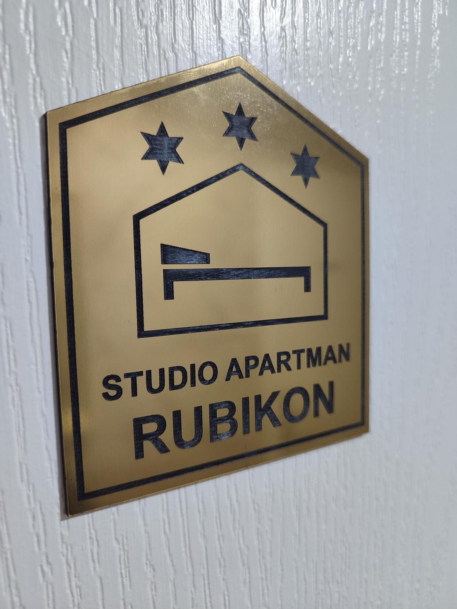 Studio Apartman Free Parking Rubikon Belgrado Buitenkant foto